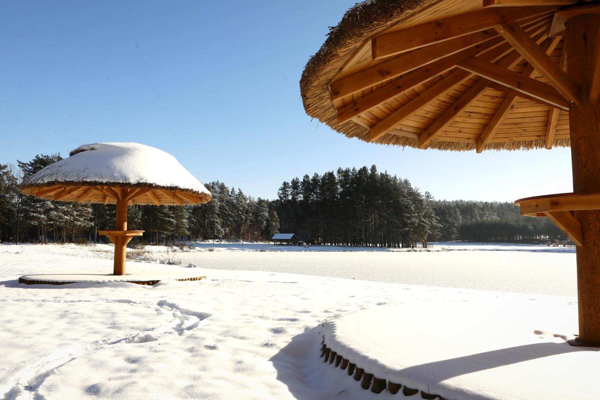Domki Nad Zalewem W Jacni Adamow  Exterior foto